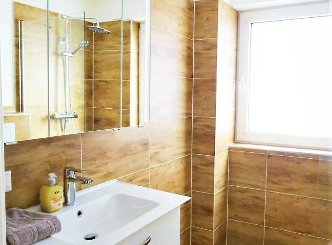 아파트 Boardinghouse *